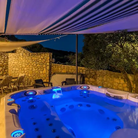 Stunning Home In Miholascica Semesterbostad *