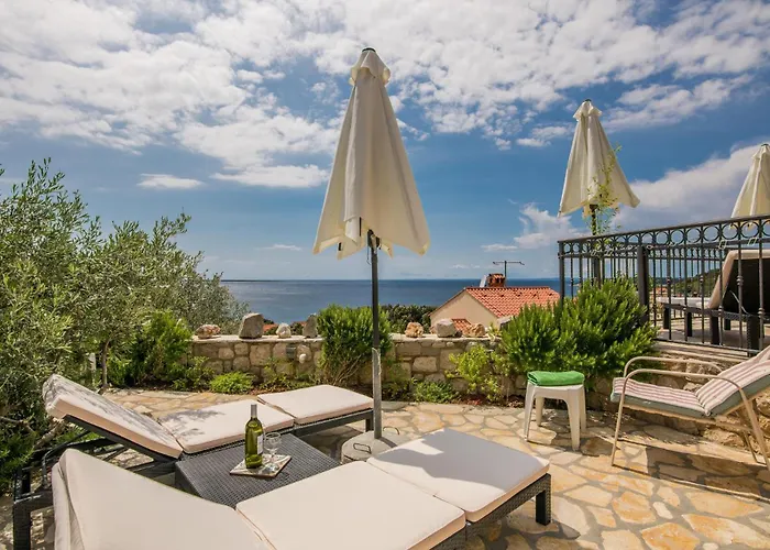 Stunning Home In Miholascica *